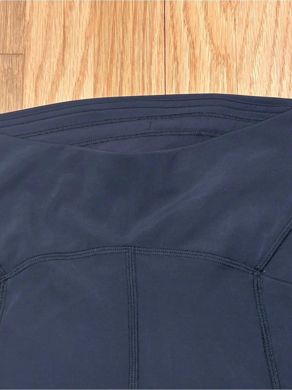 lululemon Power Thru High-Rise Short 6” Bike Shorts with Pockets Women’s 4